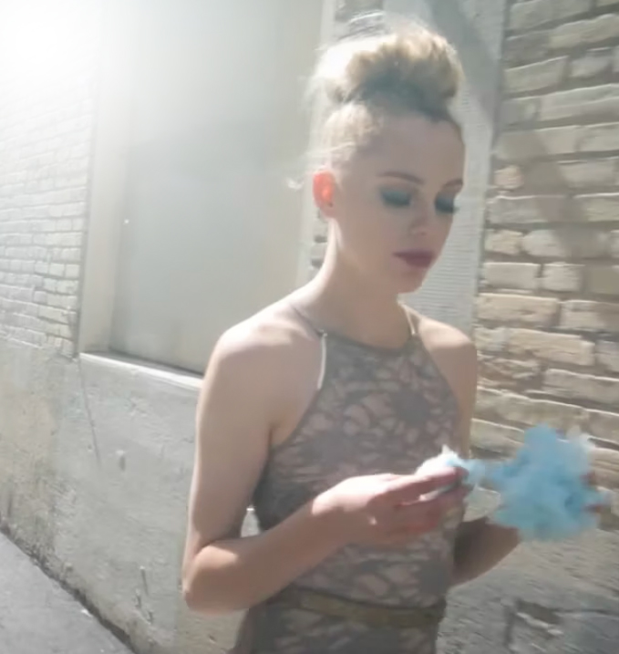 St Vital Centre Spark-Cotton Candy Topknot